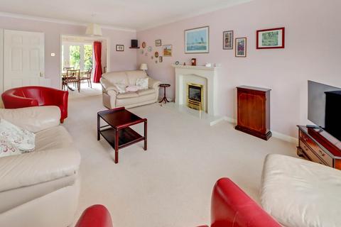 5 bedroom detached house for sale, Barrington Close, Earley