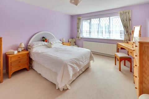 5 bedroom detached house for sale, Barrington Close, Earley