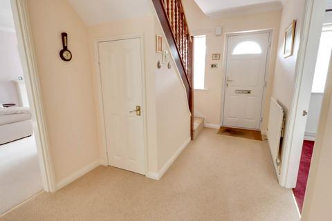 5 bedroom detached house for sale, Barrington Close, Earley