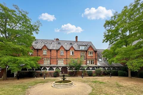 1 bedroom flat to rent, Hatch Lane, Convent Court Hatch Lane, SL4