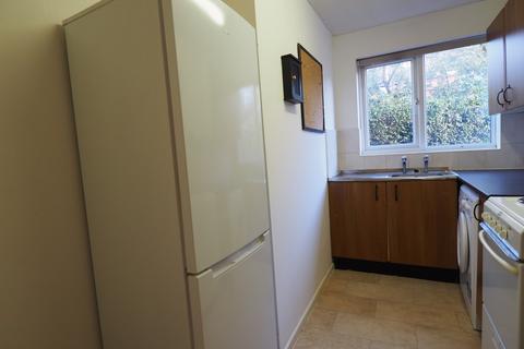 2 bedroom ground floor flat to rent, Flat 8 84 Rednal Mill Drive, Rednal, Birmingham