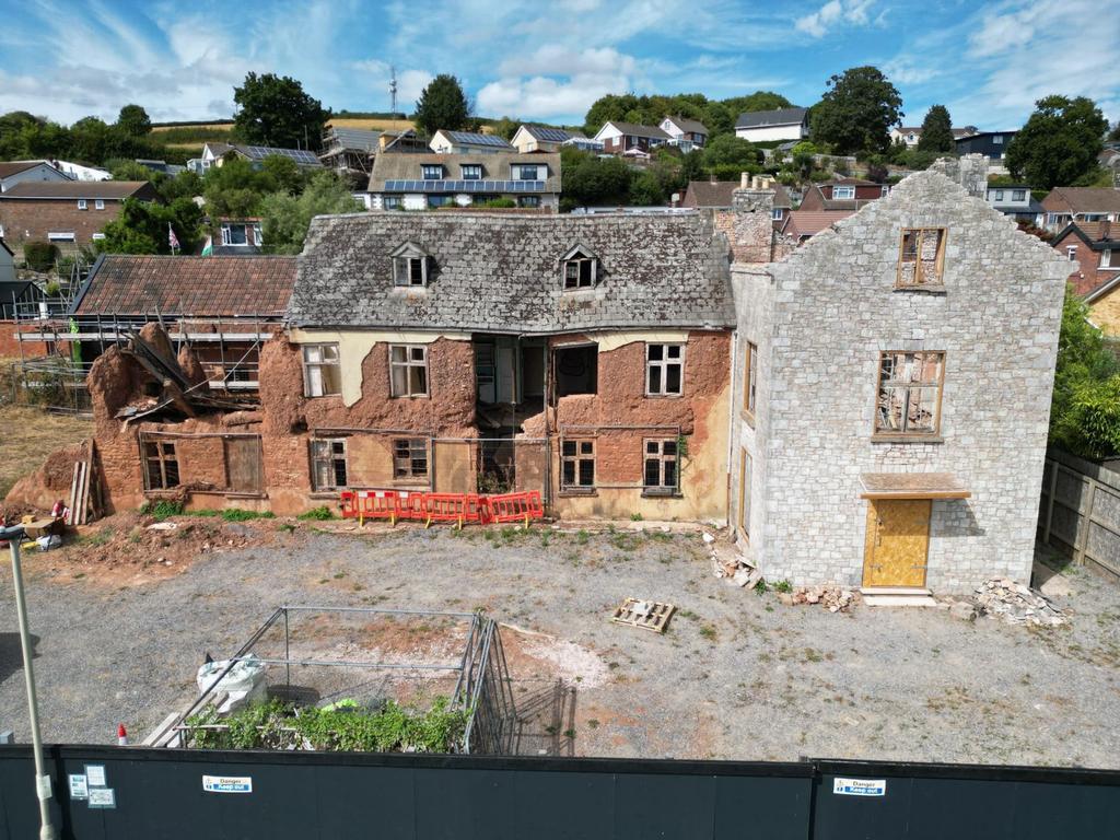 Weech Road, Dawlish, EX7