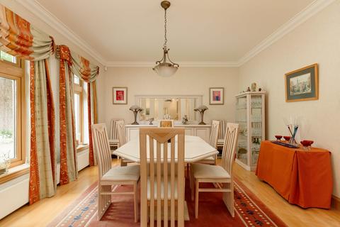 4 bedroom detached house for sale, Grant Avenue, Colinton, Edinburgh, EH13