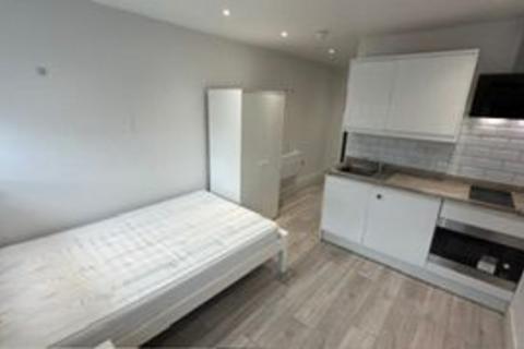 Studio to rent, Studio 1, Charterland House