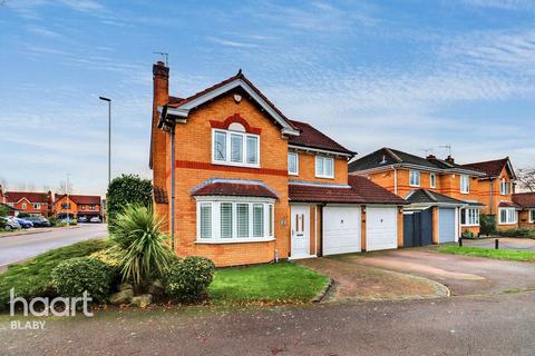 4 bedroom detached house for sale, Charles Way, Leicester