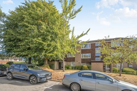 undefined, Green Acres, Croydon