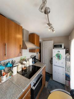 1 bedroom flat to rent, 8A Rawlins Street, Stoke-on-Trent, ST1 6PE