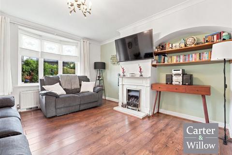 2 bedroom end of terrace house for sale, Basedale Road, Dagenham, Essex