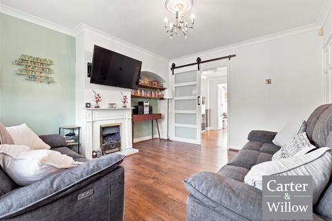 2 bedroom end of terrace house for sale, Basedale Road, Dagenham, Essex