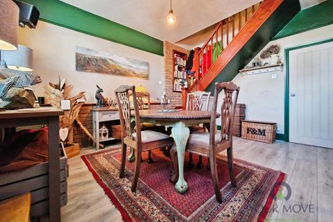2 bedroom end of terrace house for sale, Penistone Street, Leicestershire LE67