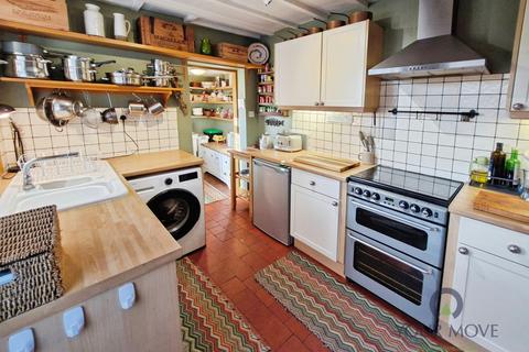 2 bedroom end of terrace house for sale, Penistone Street, Leicestershire LE67