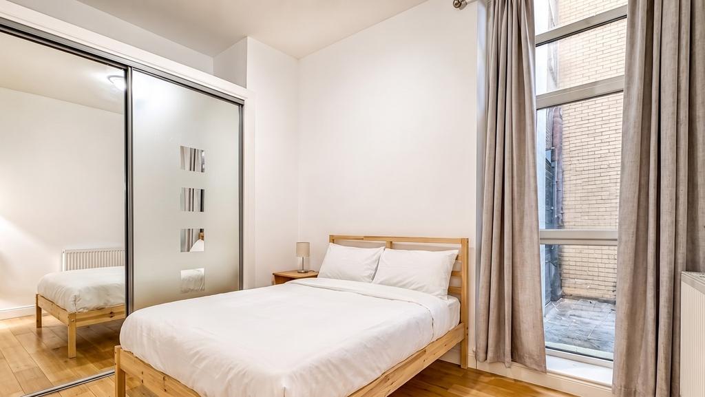 Apartment in London - View 3
