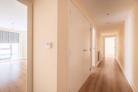 2 bedroom apartment for sale, Windsor Road, Slough SL1