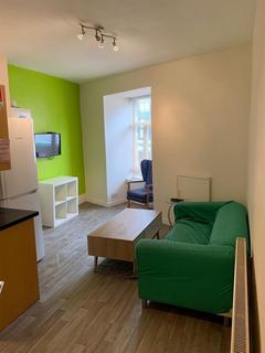 4 bedroom flat to rent, 331a Wilmslow Road, Manchester M14