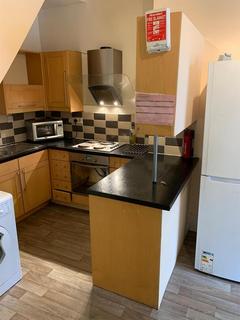 4 bedroom flat to rent, 331a Wilmslow Road, Manchester M14
