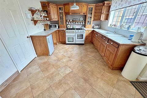 3 bedroom detached house for sale, Amethyst Court, New Waltham, Grimsby, N.E. Lincs, DN36 4YR