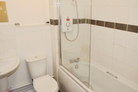 Studio for sale, New Court Queens Road, High Wycombe, HP13
