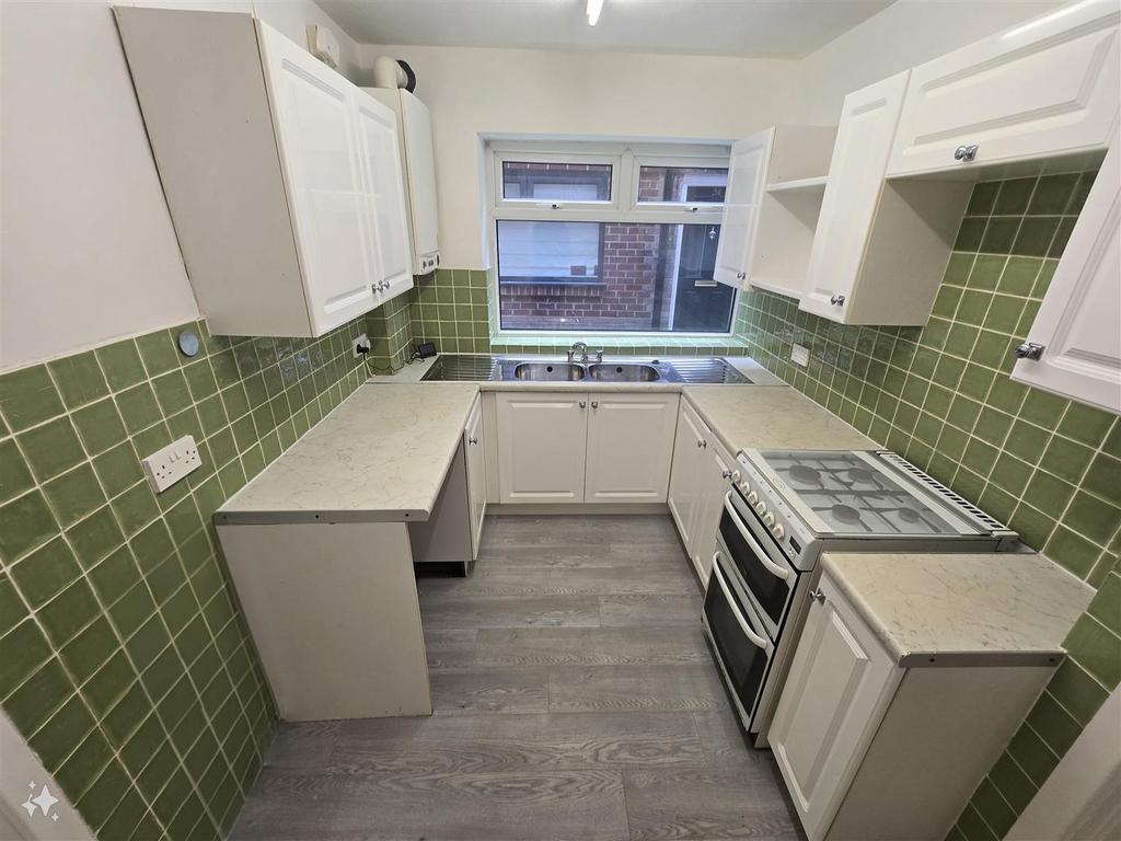 Apartment in Bury, Greater Manchester - View 4