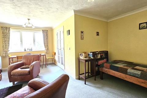 1 bedroom flat for sale, Shrewsbury Road, Church Stretton SY6