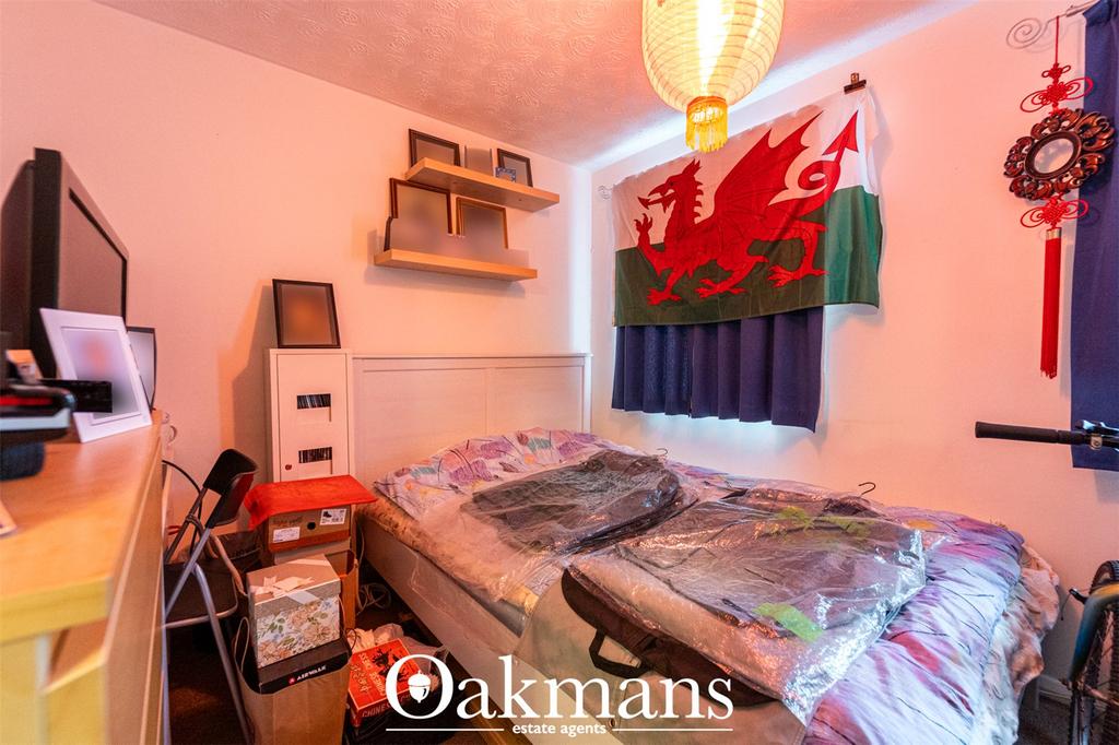 House in Birmingham, West Midlands - More