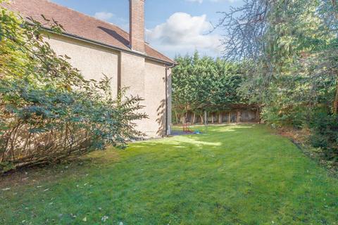 4 bedroom detached house for sale, Eastbury Road, Northwood HA6
