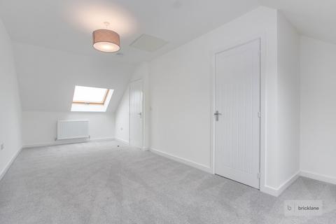 3 bedroom house to rent, Knovill Close, Bristol, BS11