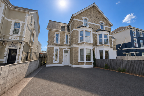 7 bedroom house to rent, Chepstow Road, Newport, NP19