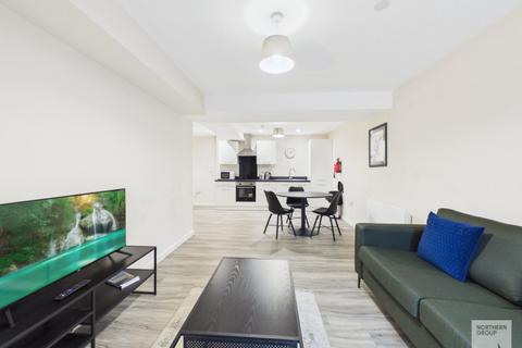2 bedroom apartment to rent, Belfrey House :: Old Trafford