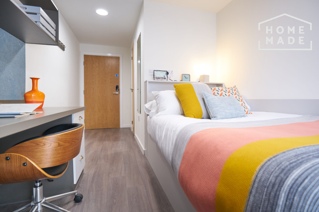Apartment in Newcastle upon Tyne, Grainger Town - View 2
