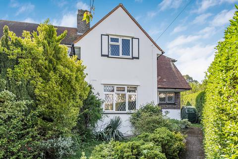 Poplar Avenue, Leatherhead, KT22