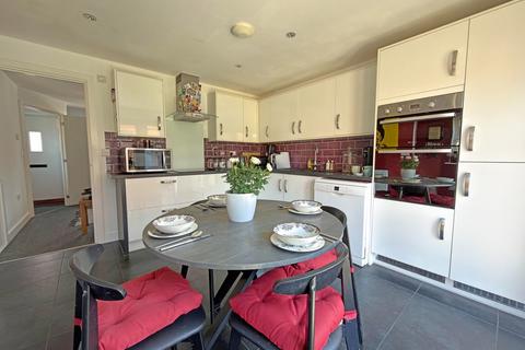 4 bedroom semi-detached house for sale, Hogarth Court, Halstead CO9