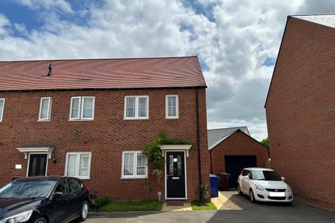 2 bedroom semi-detached house to rent, Chester Road, Bicester, OX26