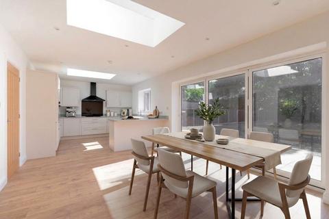 4 bedroom semi-detached bungalow for sale, Drayton Wood Road, Hellesdon