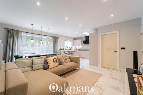 4 bedroom bungalow for sale, War Lane, Birmingham, B17