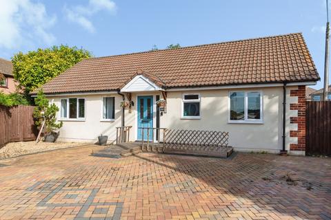 3 bedroom detached bungalow for sale, Beanacre Road, Melksham
