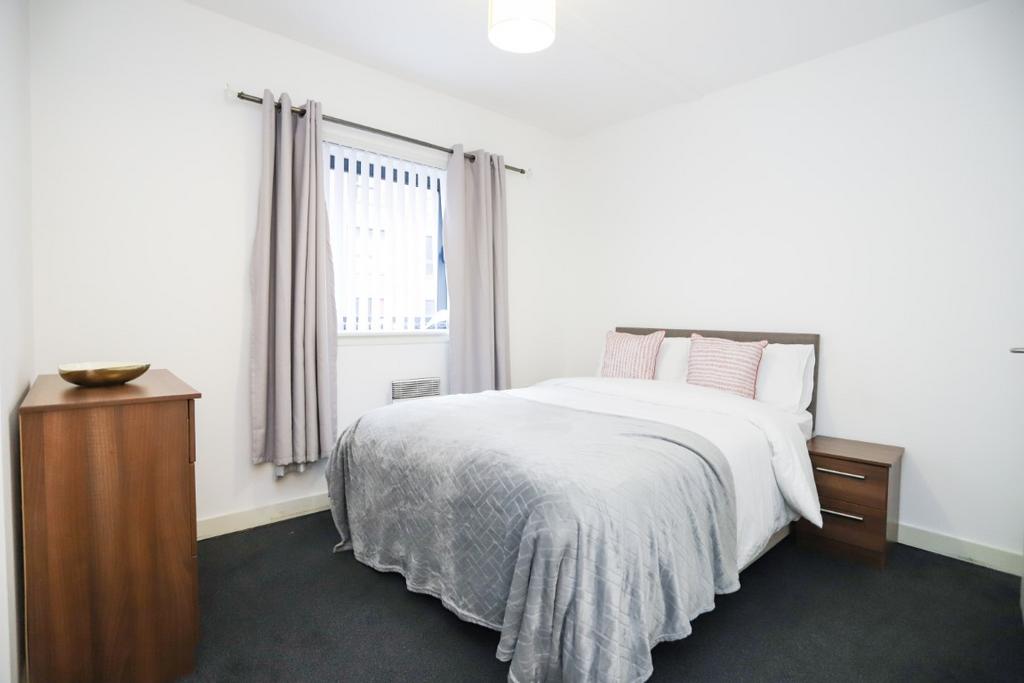 Apartment in Liverpool - View 5
