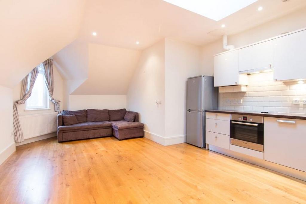 Apartment in London - View 3