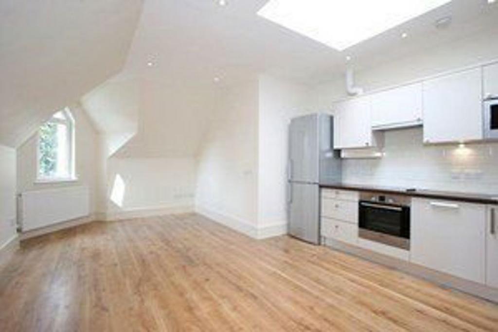 Apartment in London - More