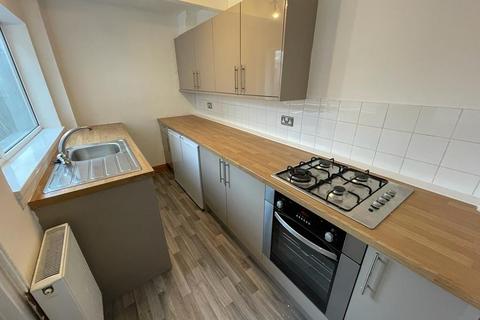2 bedroom terraced house to rent, Salisbury Avenue, Melton Mowbray, LE13
