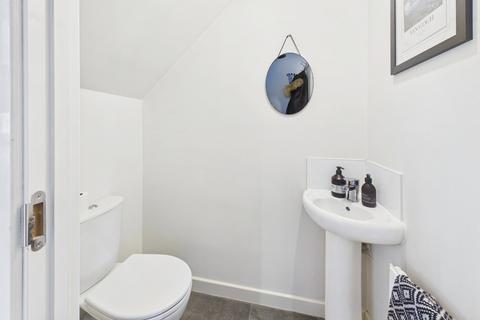 2 bedroom semi-detached house for sale, Cartmell Drive, West Yorkshire LS15