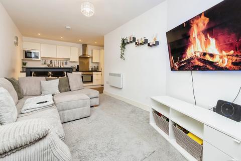 2 bedroom ground floor flat for sale, Whitchurch Lane, Bristol