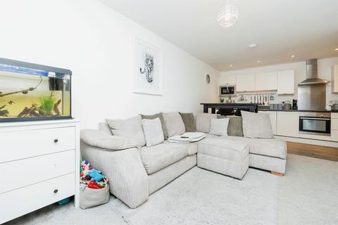 2 bedroom ground floor flat for sale, Whitchurch Lane, Bristol