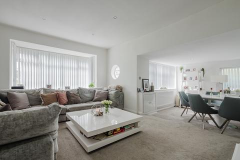5 bedroom bungalow for sale, Hillingdon Road, Whitefield, M45