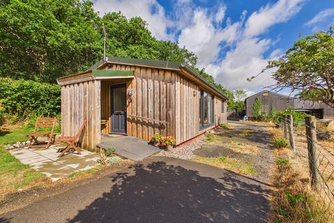 2 bedroom detached house to rent, Littleleigh, Dunsford, EX6 7ED
