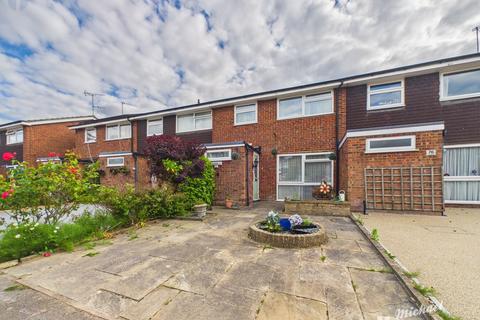 3 bedroom terraced house for sale, Chaucer Drive, Aylesbury, Buckinghamshire