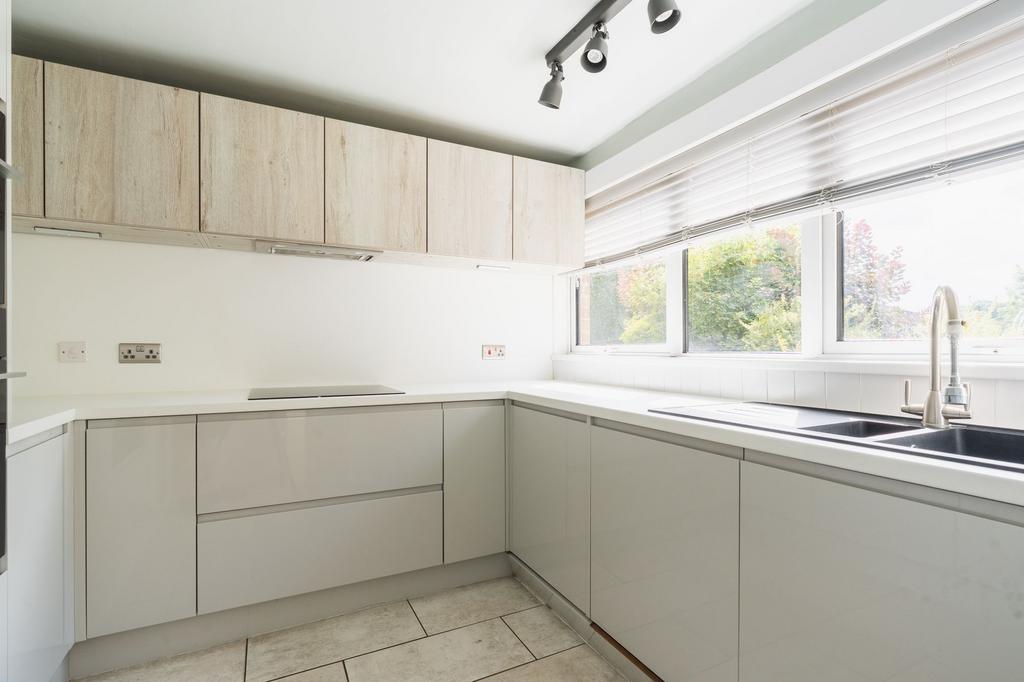 Apartment in Sheffield - View 5
