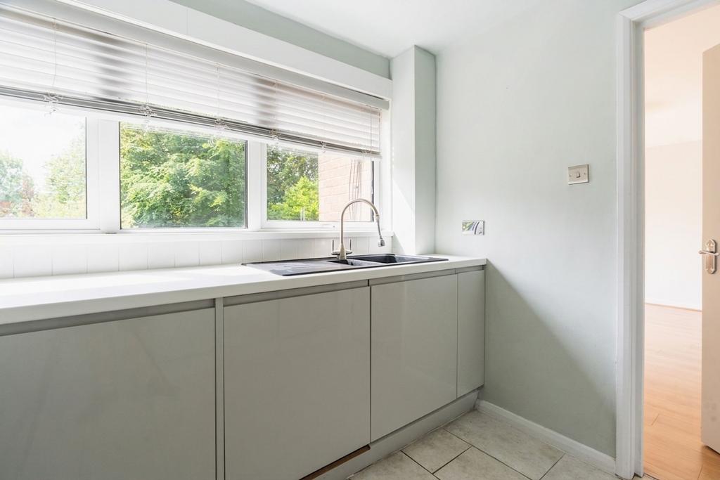Apartment in Sheffield - More
