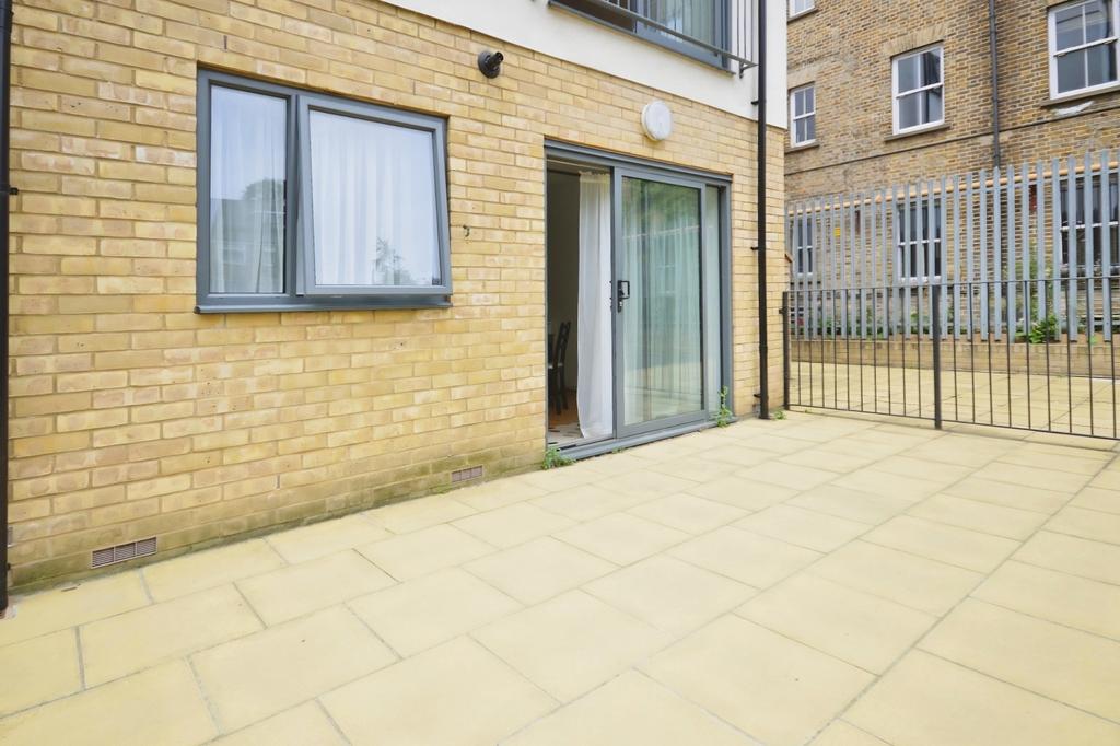 Apartment in London - View 2