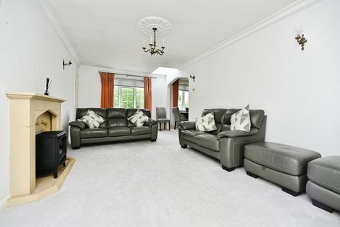 3 bedroom bungalow for sale, Findon Avenue, Brighton, East Sussex, BN2
