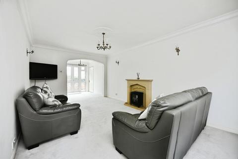 3 bedroom bungalow for sale, Findon Avenue, Brighton, East Sussex, BN2
